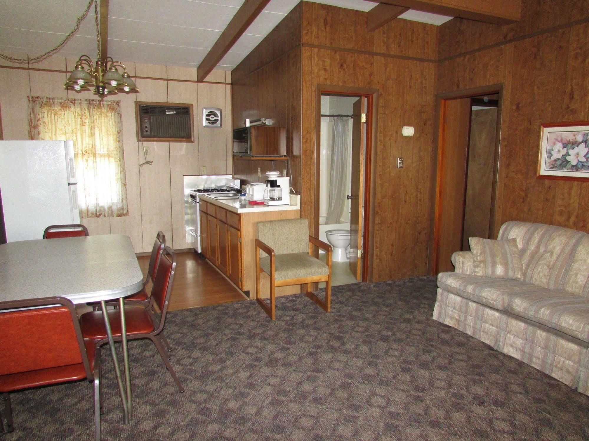 The Cottage Resort Indian Point Экстерьер фото